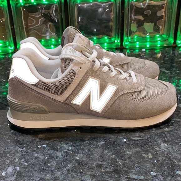 New Balance Women’s Classic 574 Core Pack Grey Athletic Shoes Size 8.5 - Picture 3 of 15